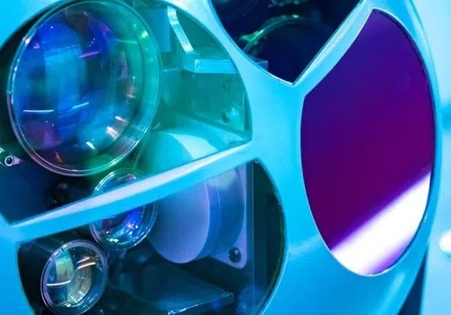 Active and adaptive optics solution