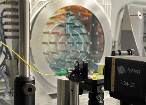 Adaptive Optics loop installation on the Zeus 3 Petawatt laser beamline