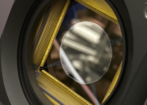 The wavefront of the parabolic deformable mirror couldn't be measured, so what did NASA do?